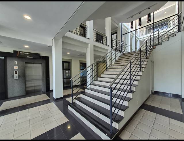 677M² OFFICE TO LET IN SANDTON CENTRAL